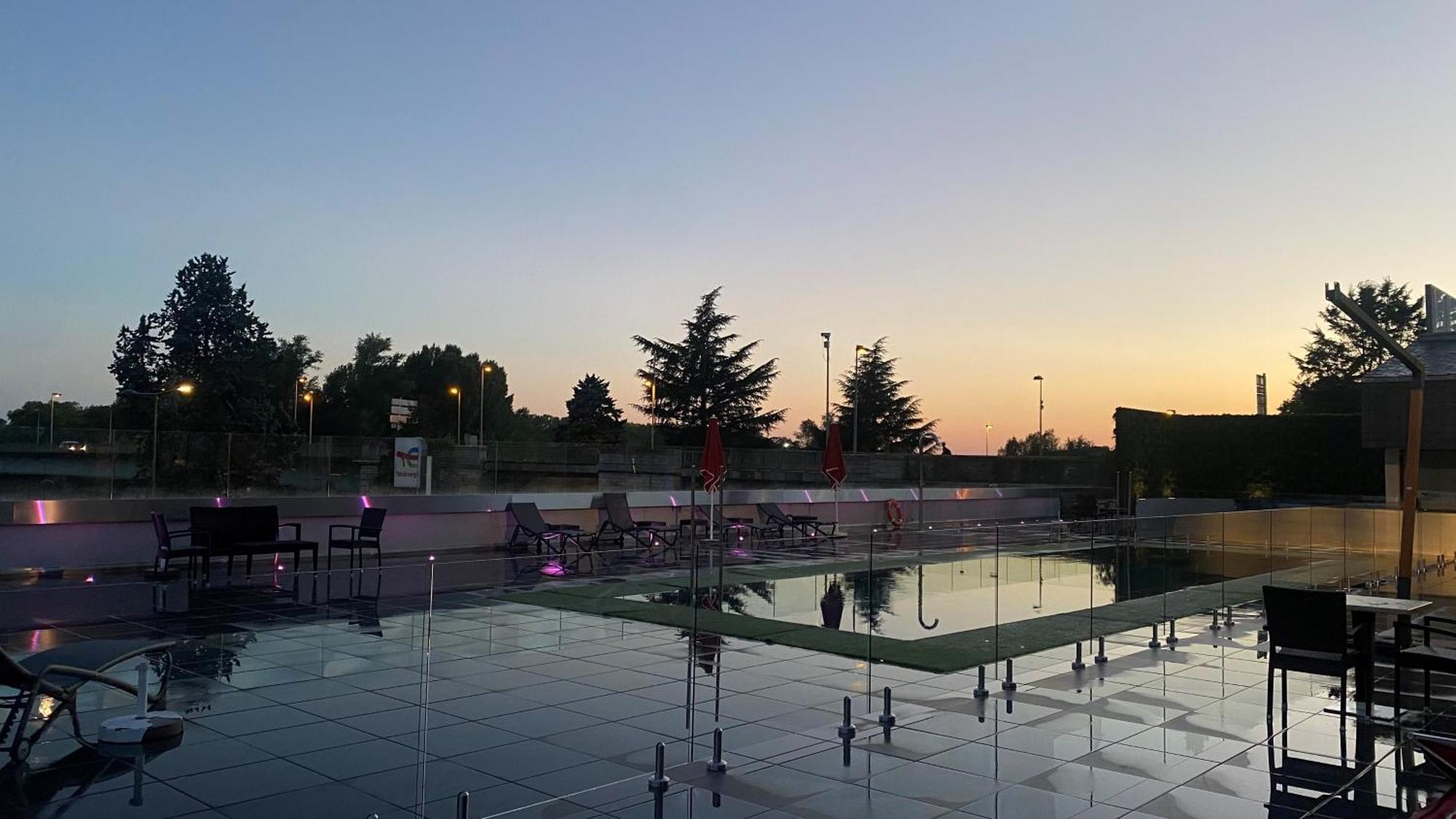 Mercure Orleans Centre Bords De Loire Екстериор снимка
