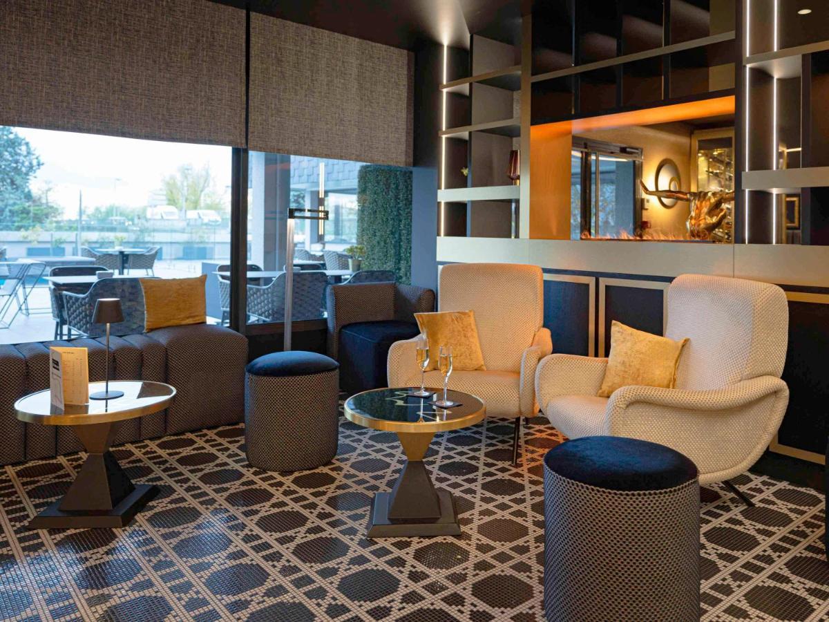 Mercure Orleans Centre Bords De Loire Екстериор снимка