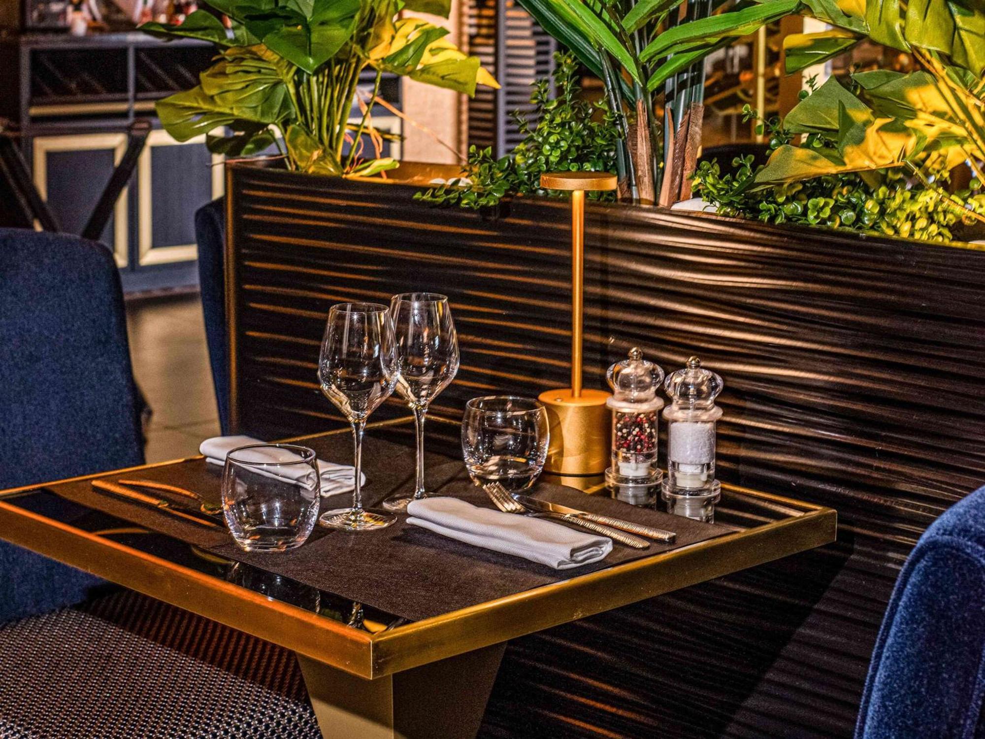 Mercure Orleans Centre Bords De Loire Екстериор снимка