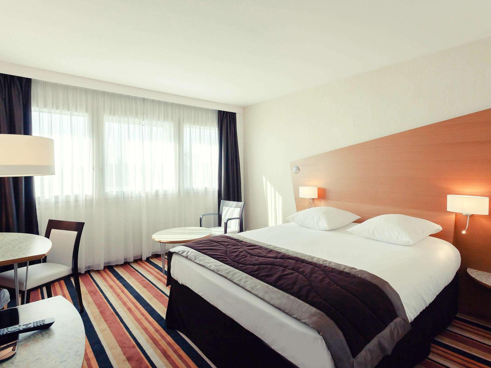 Mercure Orleans Centre Bords De Loire Екстериор снимка