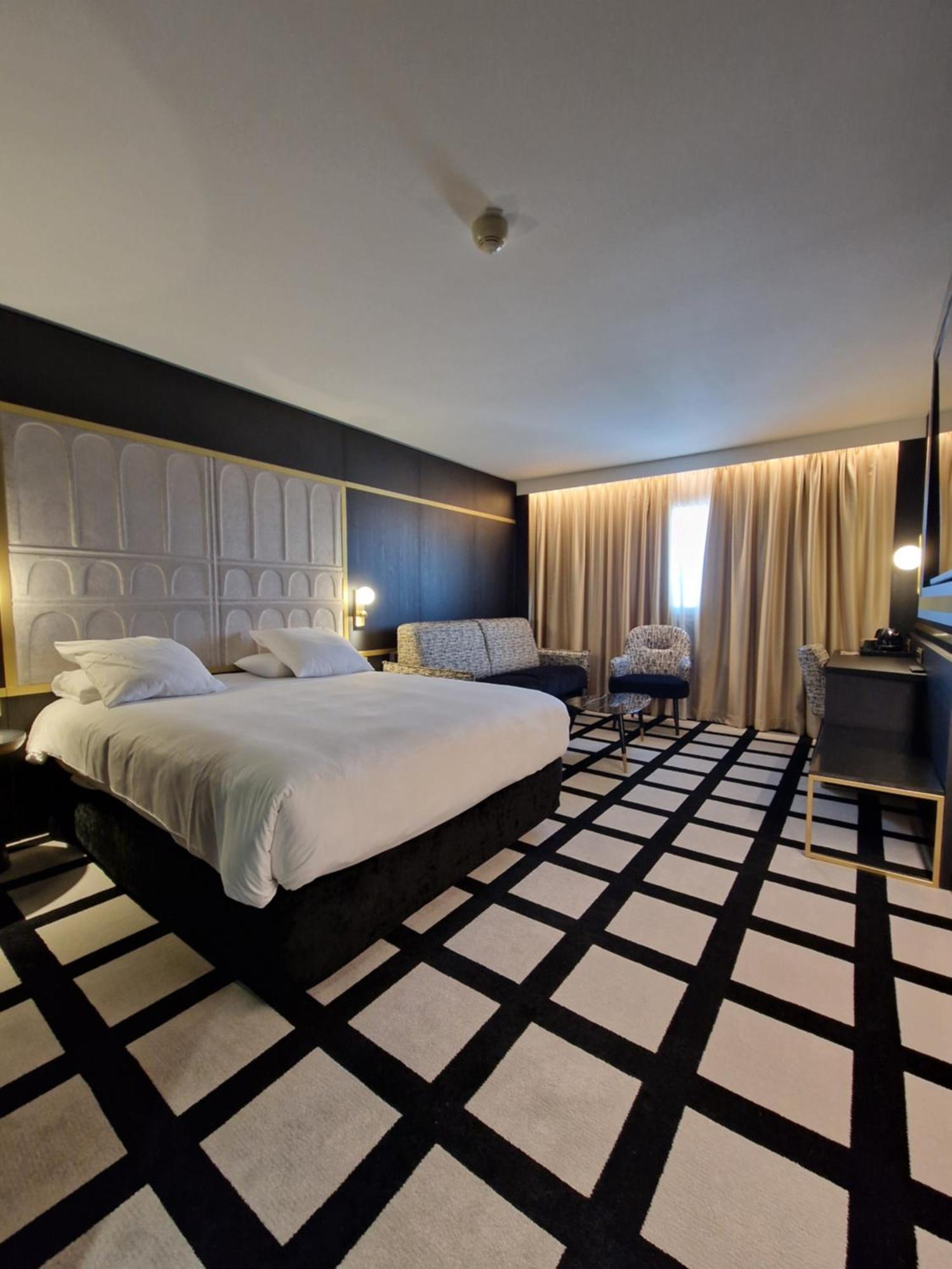 Mercure Orleans Centre Bords De Loire Екстериор снимка